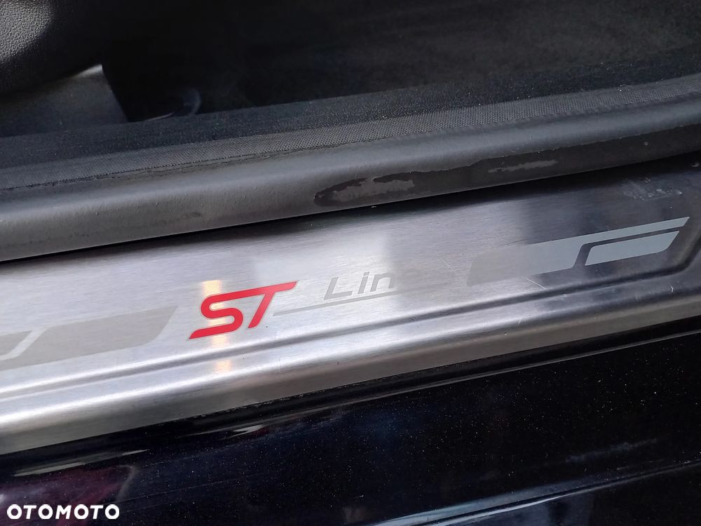 Ford Fiesta 1.0 EcoBoost S&S ST-LINE - 30