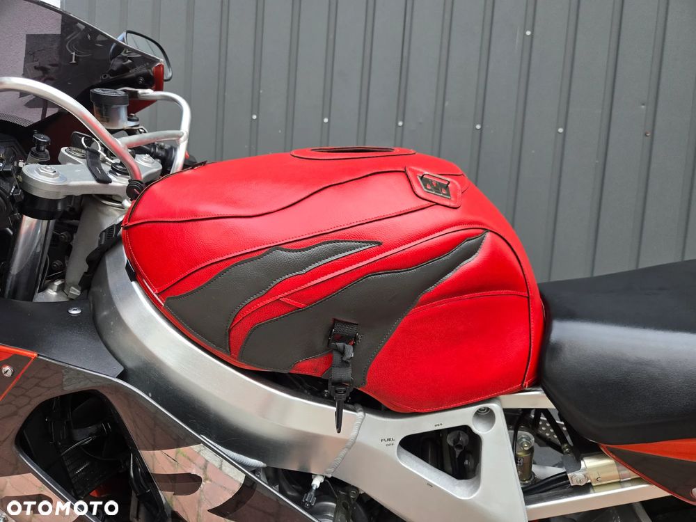 Honda CBR - 23