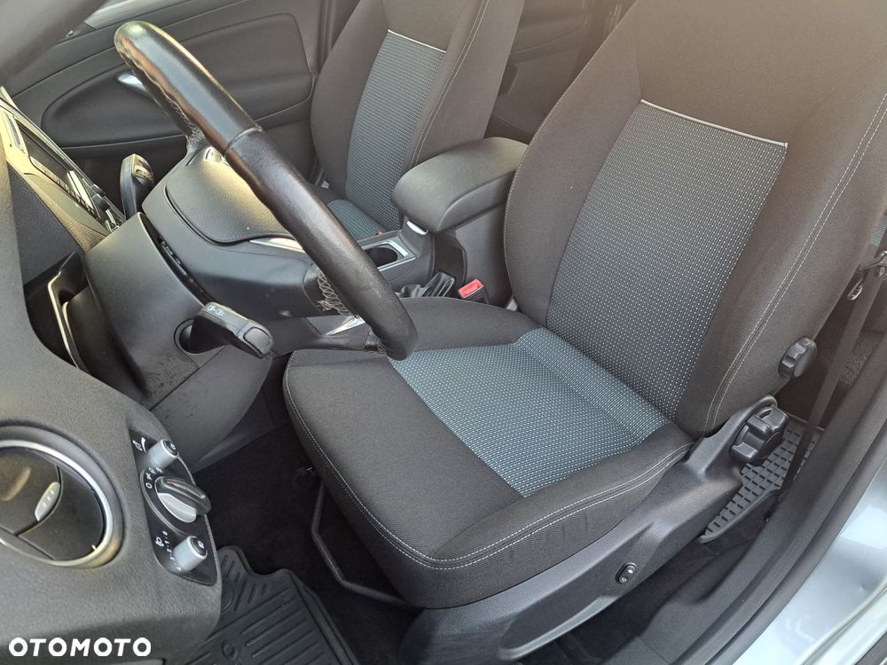 Ford Mondeo 2.0 TDCi Champions Edition - 30