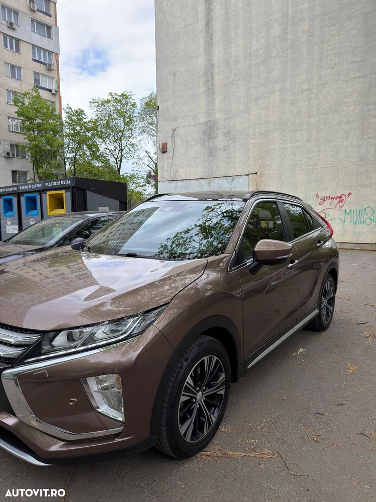 Mitsubishi Eclipse-Cross - 5