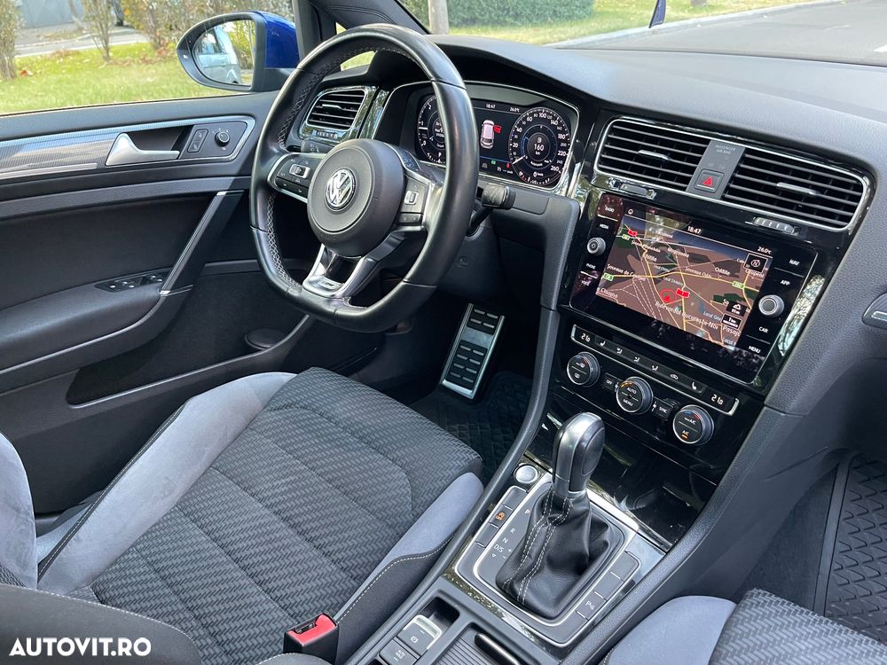 Volkswagen Golf - 13