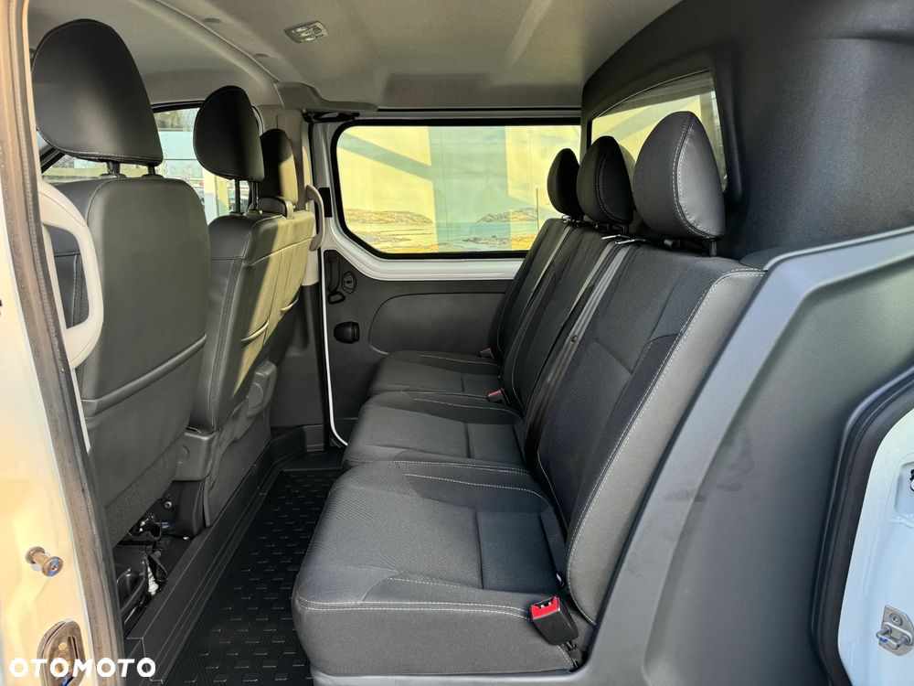 Renault Trafic - 13