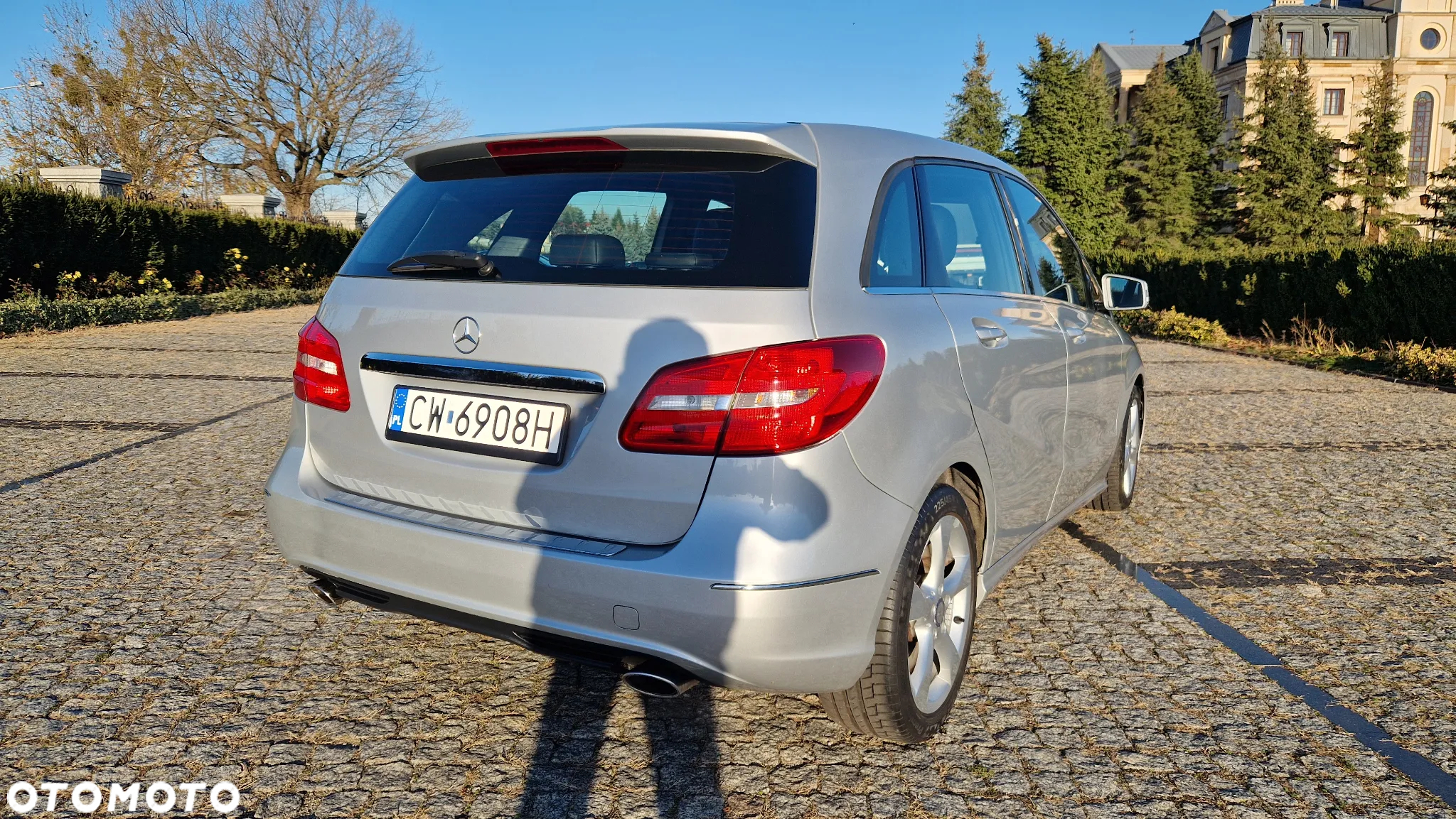Mercedes-Benz Klasa B 180 - 12