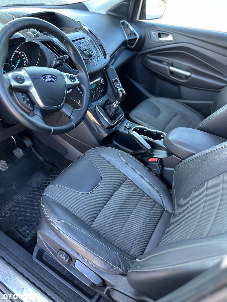 Ford Kuga 1.5 EcoBoost FWD Titanium - 6