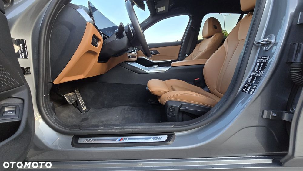 BMW Seria 3 320d xDrive mHEV M Sport - 26