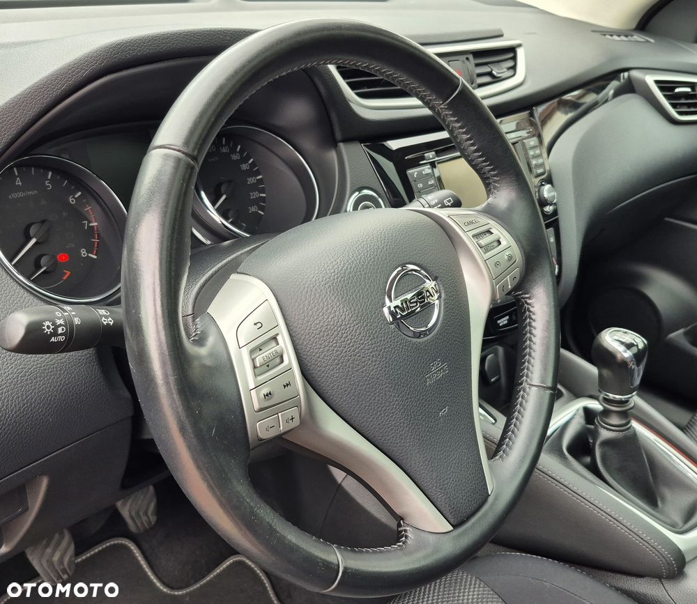 Nissan Qashqai 1.6 DIG-T N-Connecta - 9