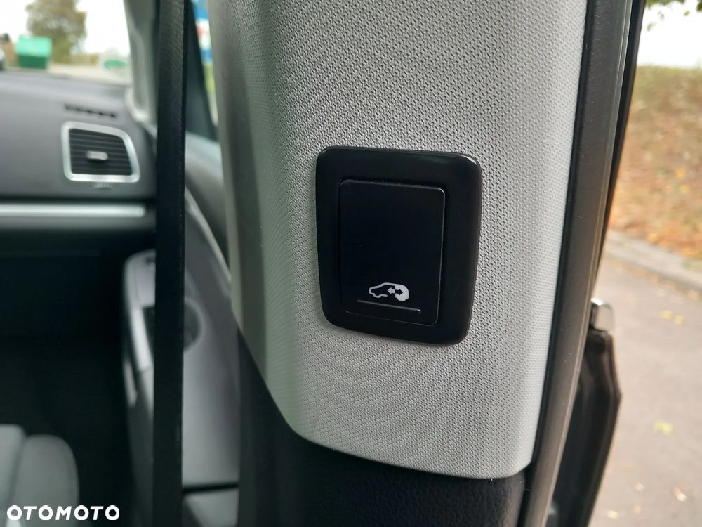 Volkswagen Sharan 2.0 TDI BlueMotion Technology Life - 28
