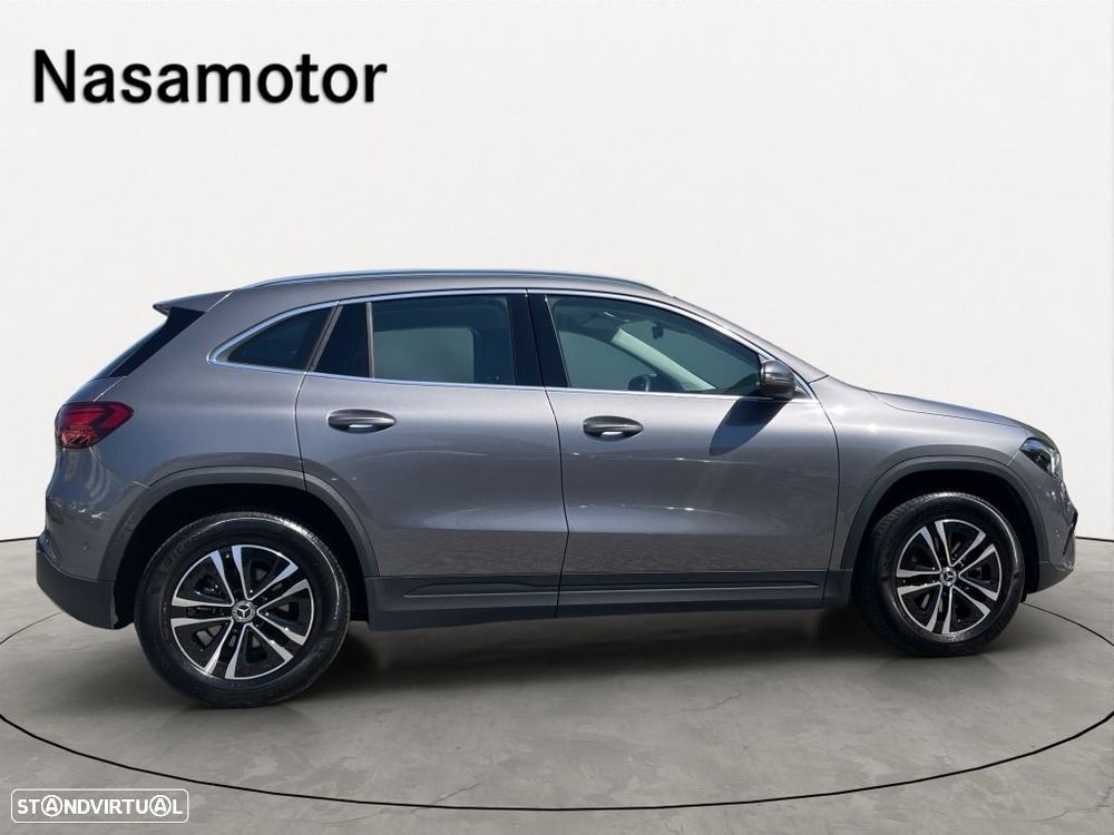 Mercedes-Benz GLA 180 - 5