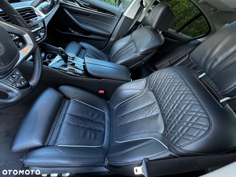 BMW Seria 5 530d mHEV Luxury Line - 8