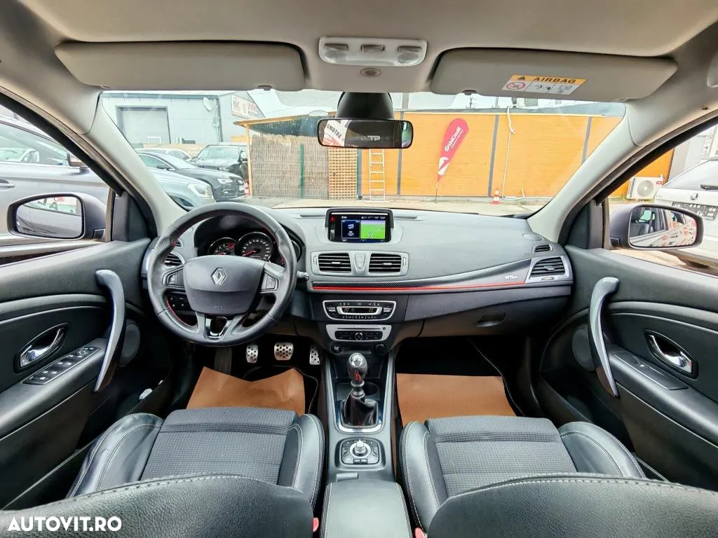 Renault Megane - 10