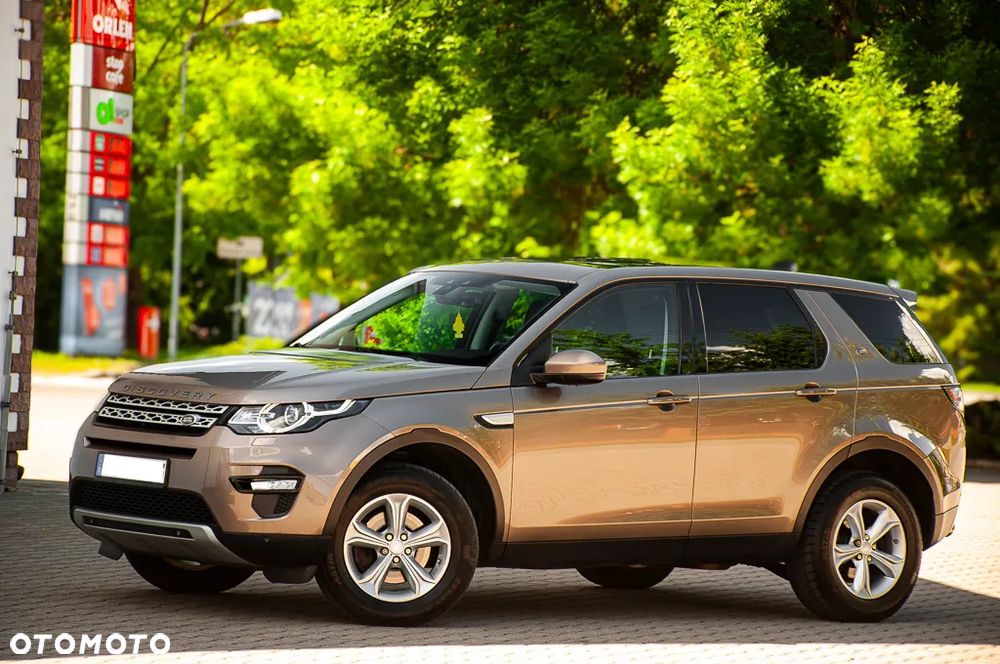 Land Rover Discovery Sport TD4 HSE Luxury - 6