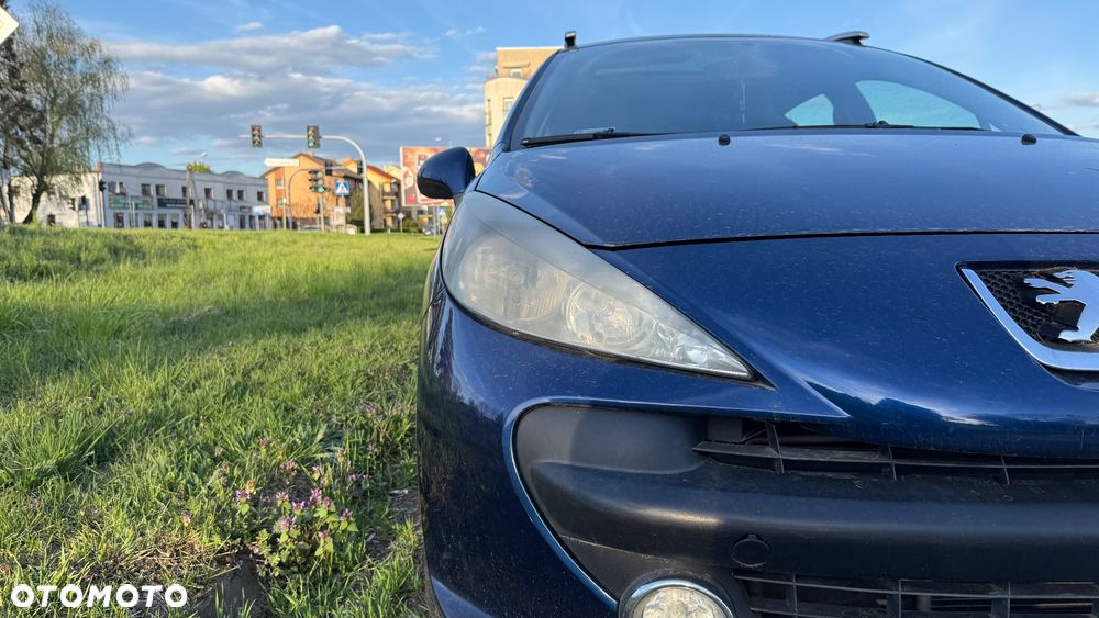 Peugeot 207 - 9