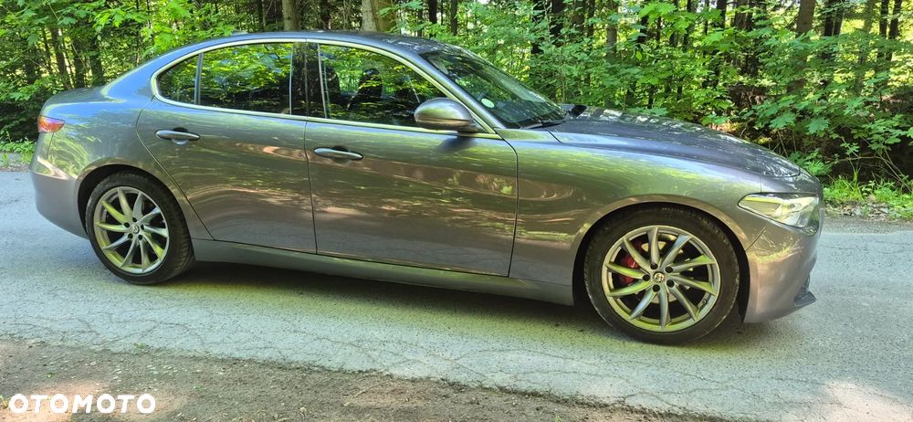 Alfa Romeo Giulia 2.2 D Turbo - 4