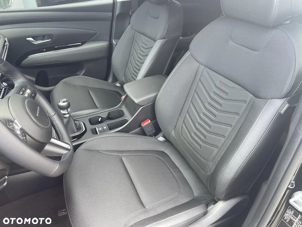 Hyundai Tucson 1.6 T-GDi Executive 2WD - 12