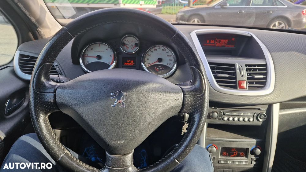 Peugeot 207 1.6HDI Sport - 8