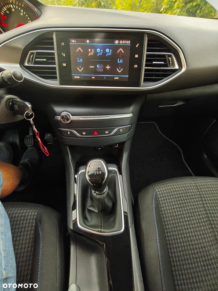 Peugeot 308 BlueHDi FAP 100 Stop & Start Access - 16