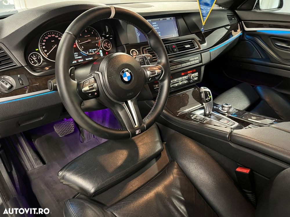 BMW Seria 5 530d xDrive AT - 10