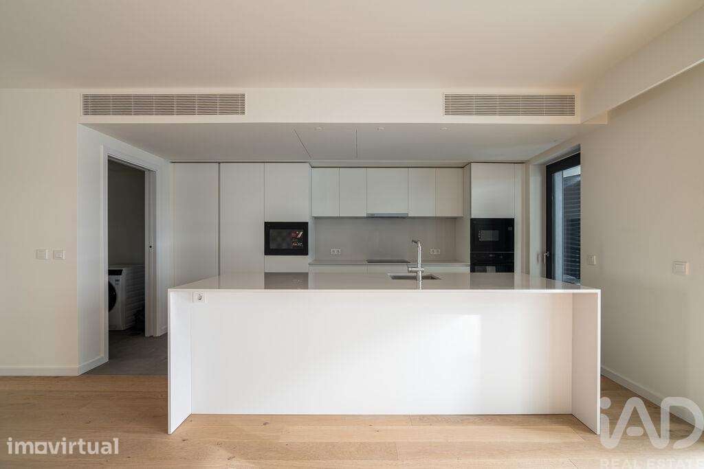 Apartamento T2 em Avenidas Novas - Grande imagem: 5/22