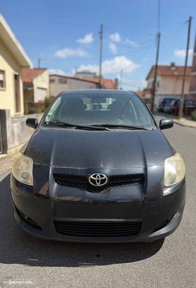 Toyota Auris 1.4 D-4D - 3