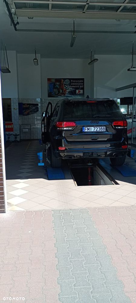 Jeep Grand Cherokee 3.6 V6 Overland Summit - 22