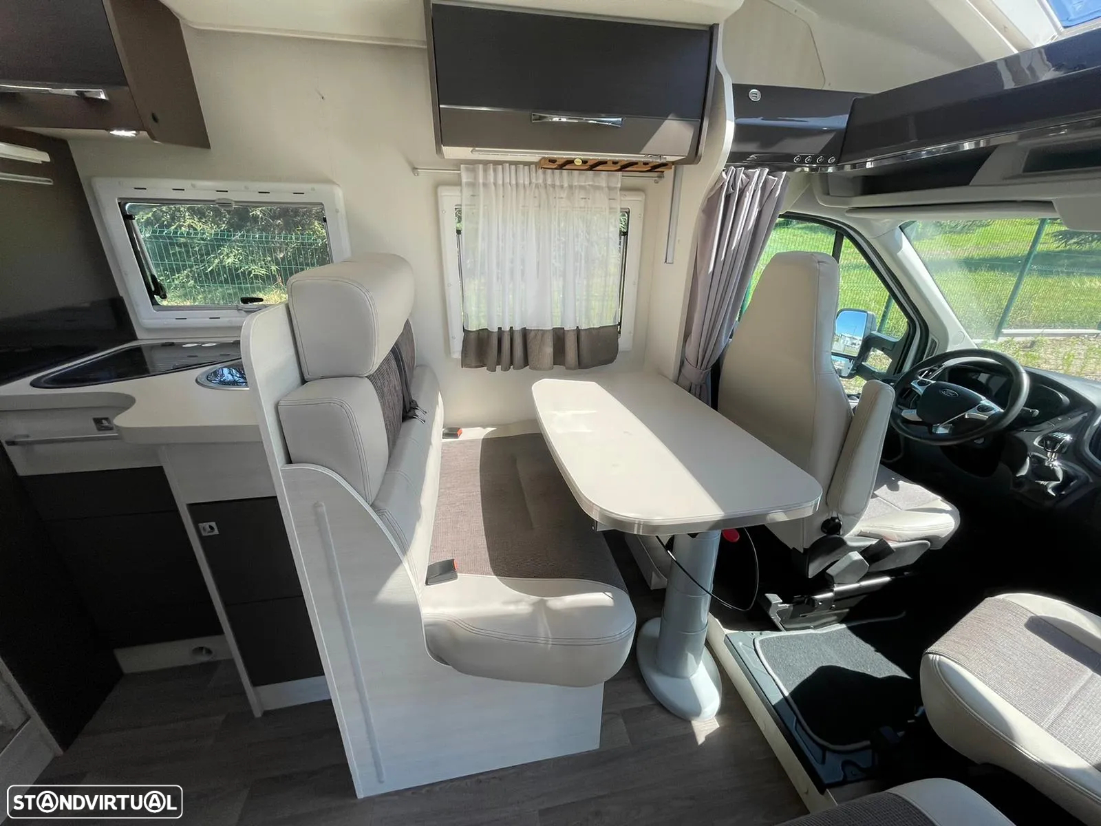 Chausson Trigano KORUS 628EB Cama Central - 12