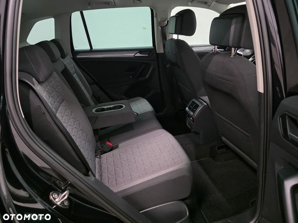Volkswagen Tiguan 2.0 TSI 4Mot Elegance DSG - 19