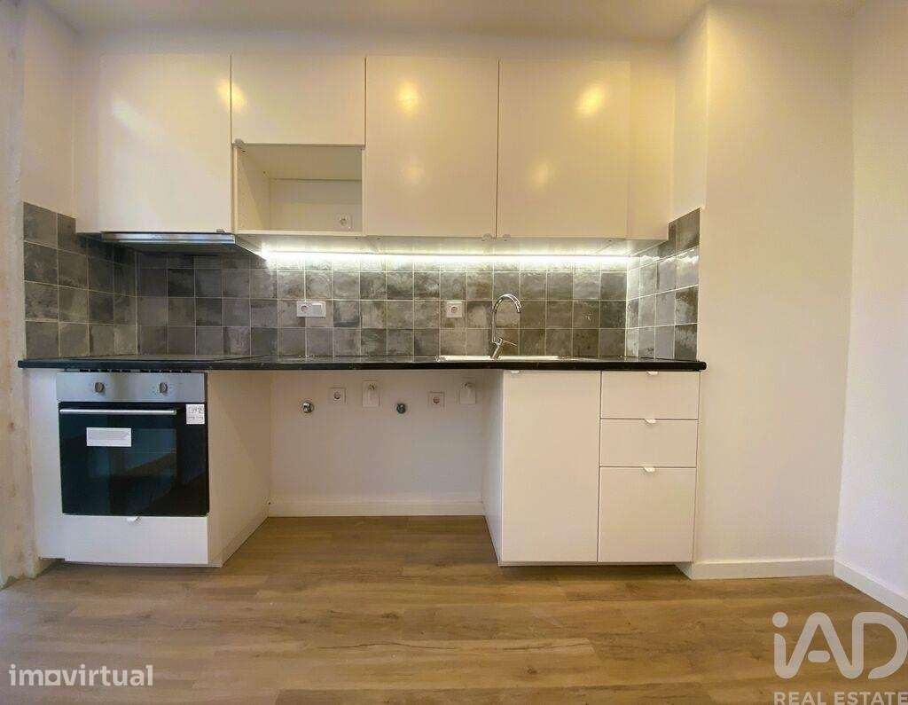 Apartamento T3 em Cacém e São Marcos de 64 m2 - Grande imagem: 2/8