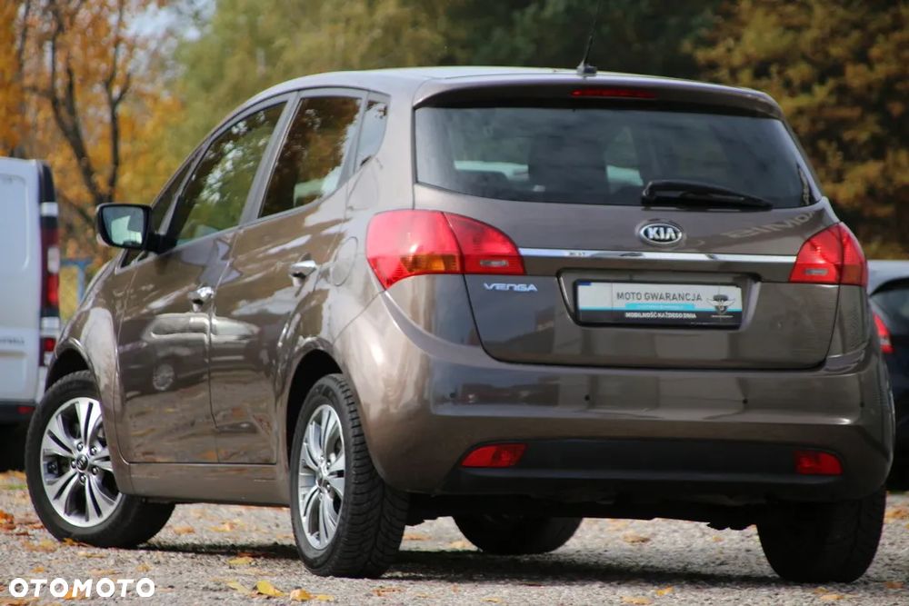 Kia Venga 1.4 CVVT Attract - 14