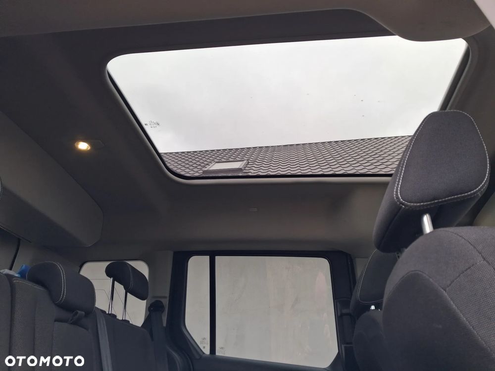 Ford Tourneo Connect 1.5 TDCi Start-Stop Titanium - 17