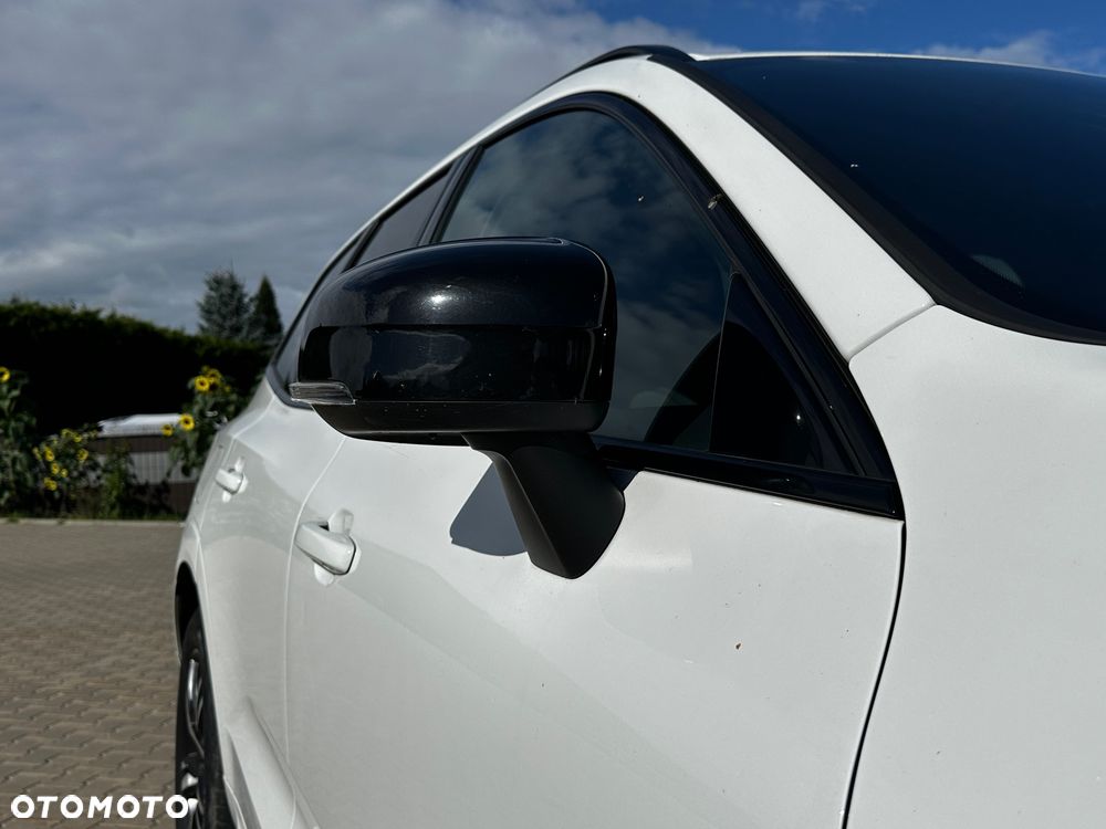 Volvo XC 60 B4 B R-Design - 17
