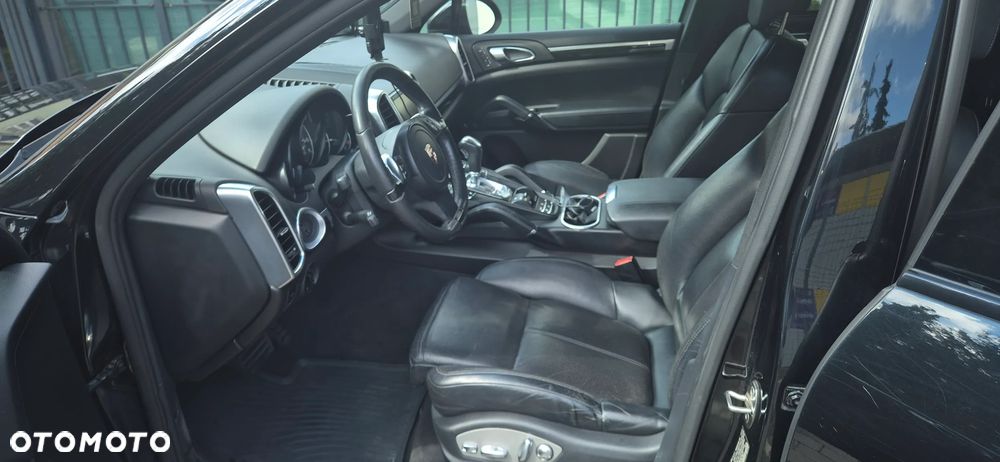 Porsche Cayenne - 3