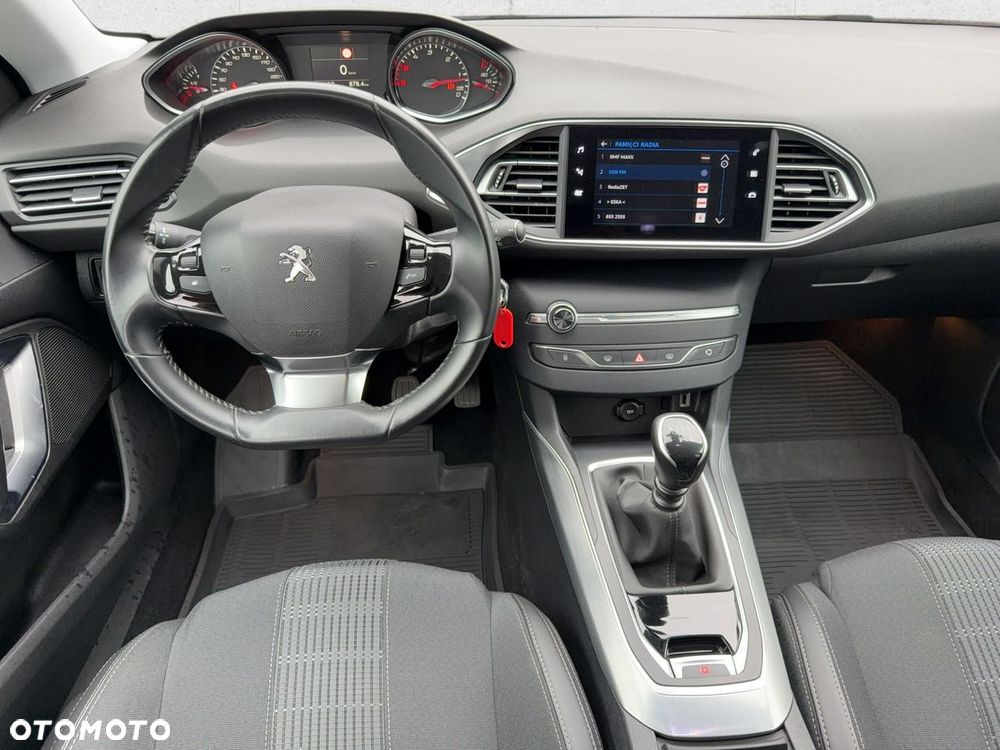 Peugeot 308 - 18