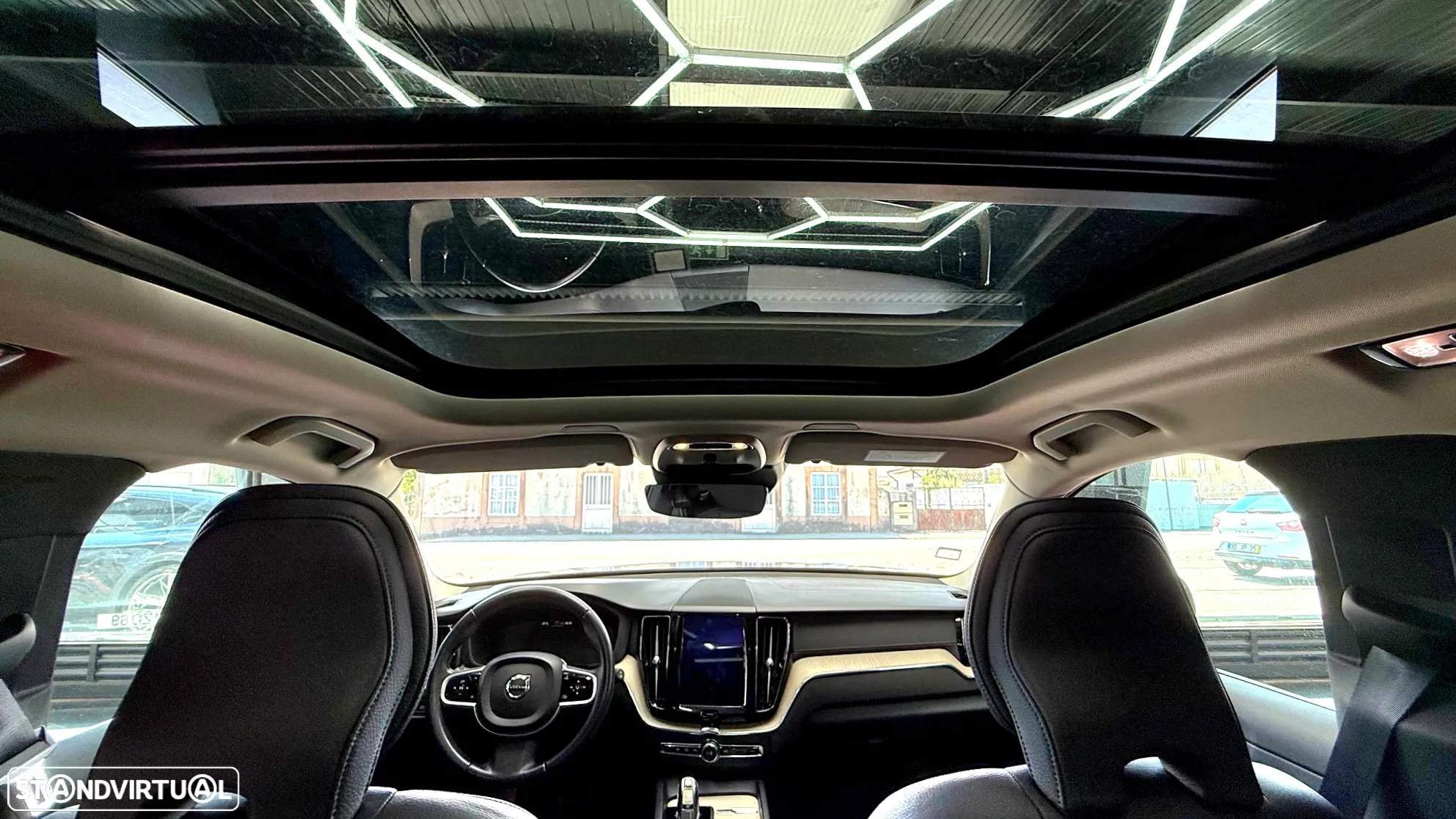 Volvo XC 60 2.0 T8 PHEV Inscription AWD - 23