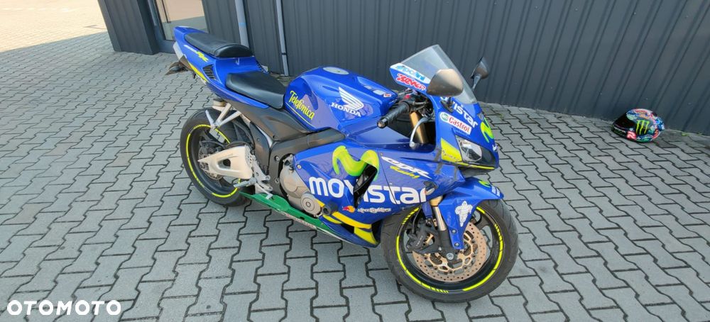 Honda CBR - 1