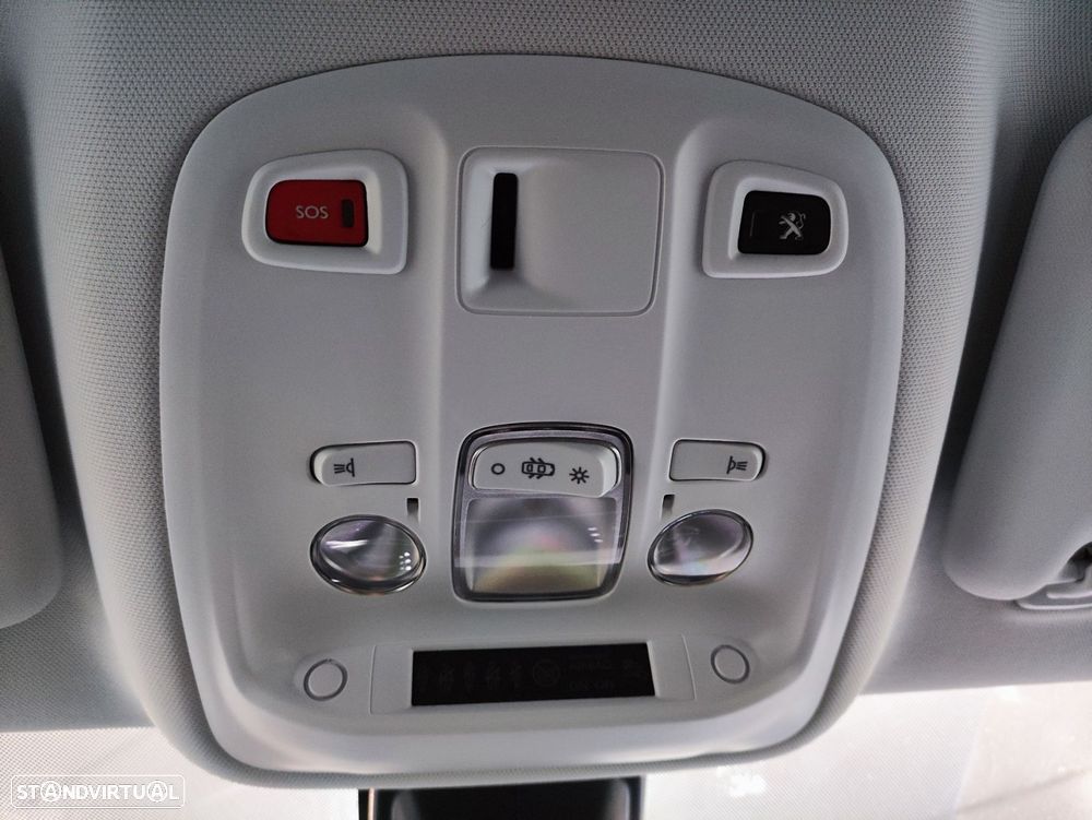 Peugeot 308 SW 1.5 BlueHDi Allure - 29