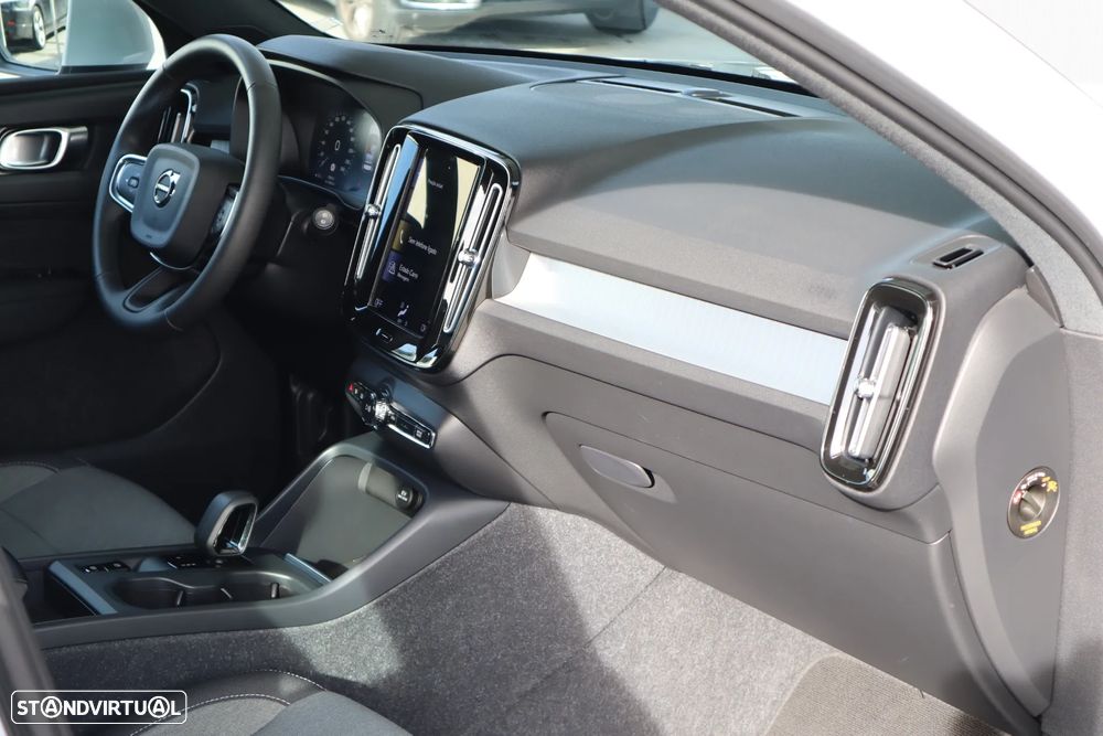 Volvo XC 40 1.5 T5 PHEV Momentum - 12