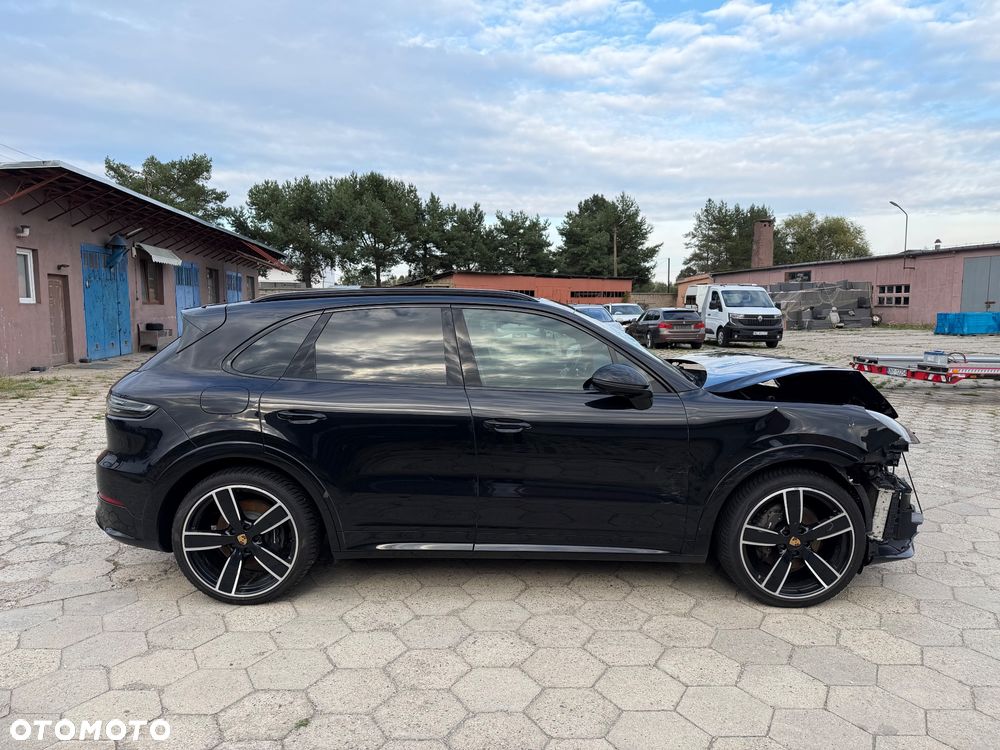 Porsche Cayenne E-Hybrid Tiptronic S - 2