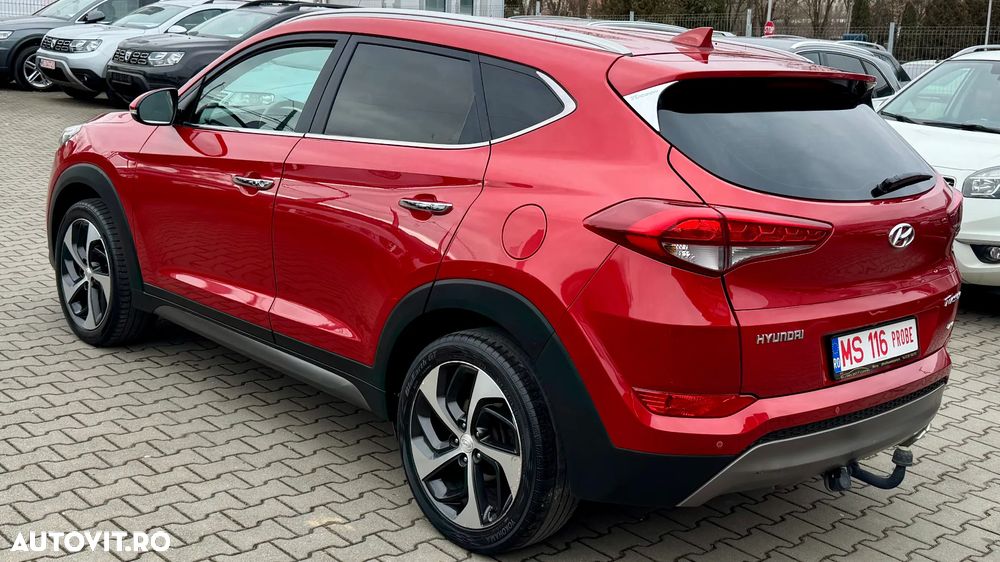 Hyundai Tucson - 4