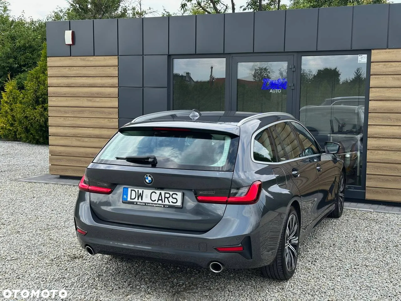BMW Seria 3 320d Sport Line - 6
