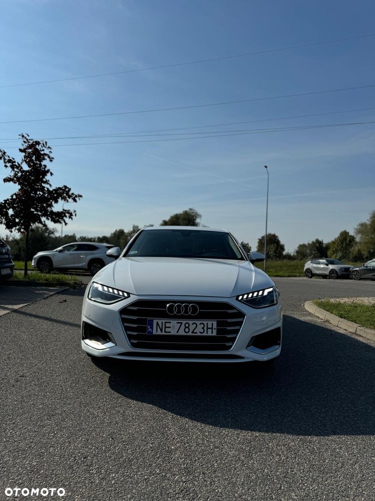 Audi A4 Limousine - 4