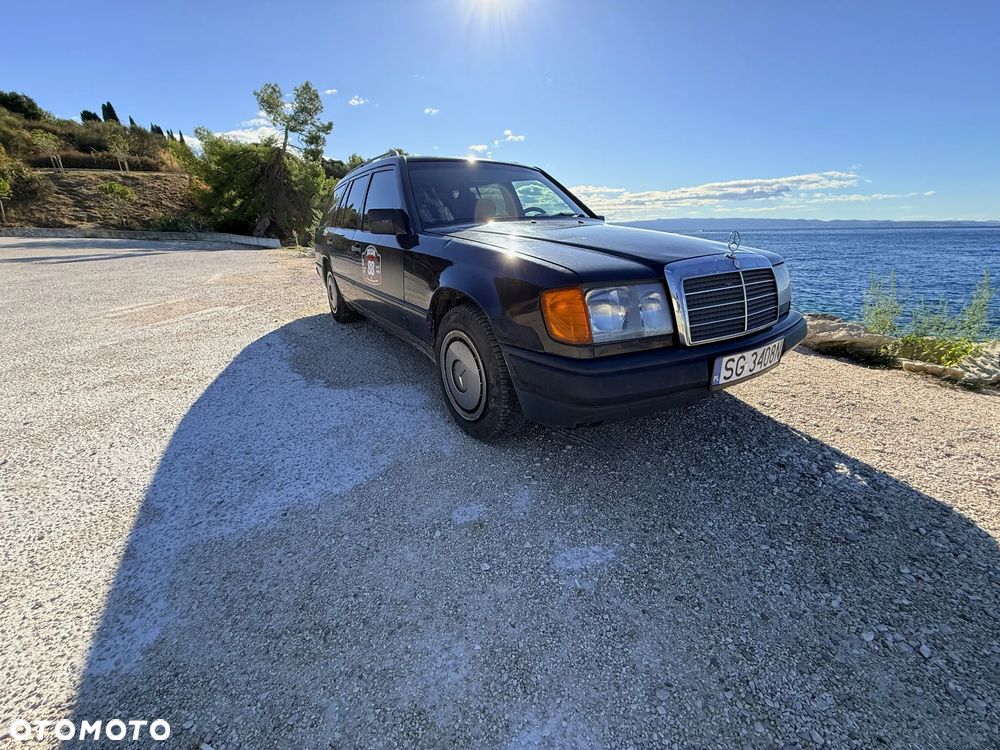 Mercedes-Benz W124 (1984-1993)