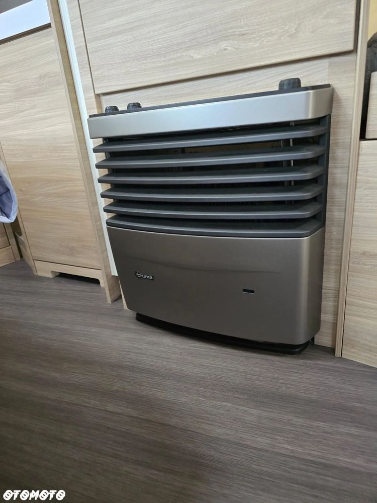 KNAUS KNAUS SUDWIND 750 UD - 17