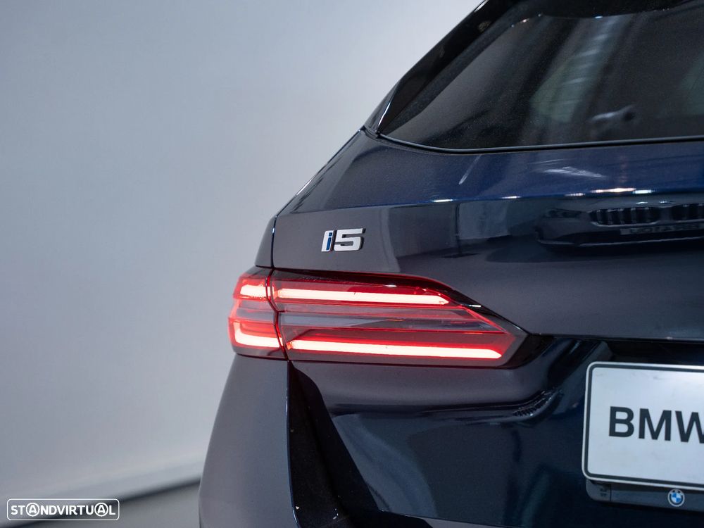 BMW i5 eDrive40 Pack Desportivo M Pro - 37