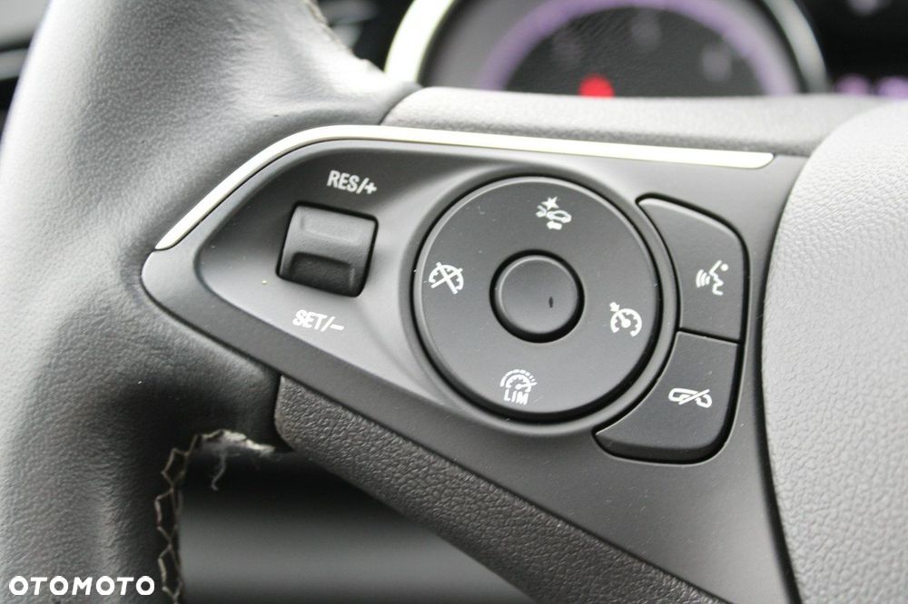 Opel Insignia - 23