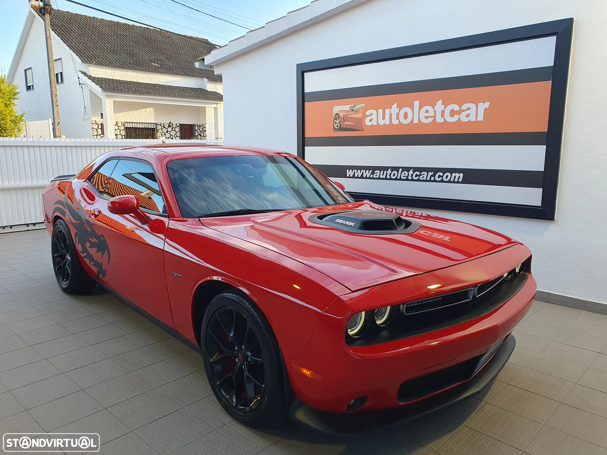 Dodge Challenger Auto R/T Plus Shaker - 2