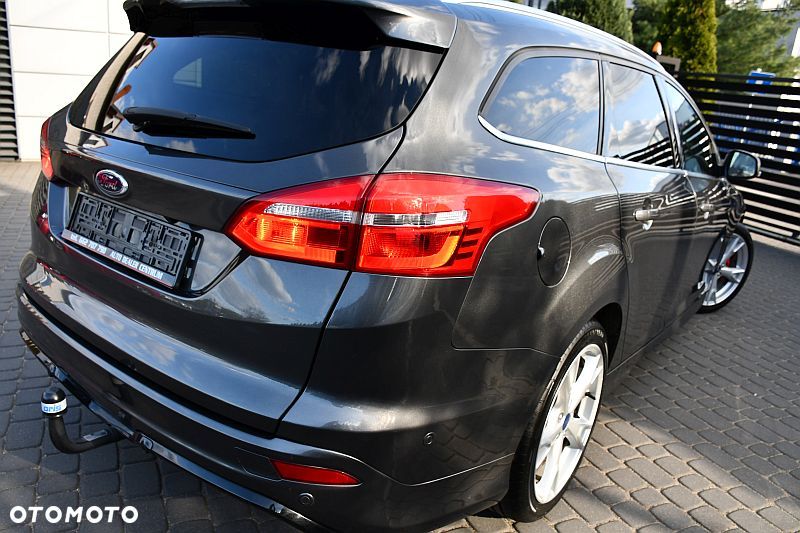 Ford Focus 1.5 EcoBlue Start-Stopp-System TITANIUM DESIGN - 32