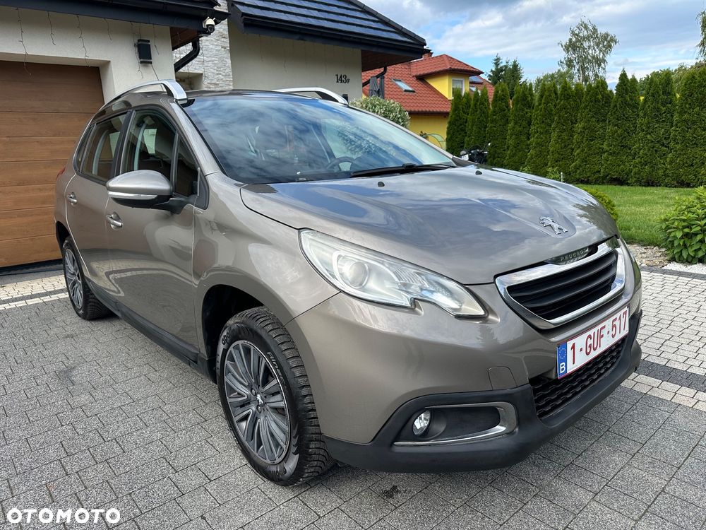 Peugeot 2008 1.2 Pure Tech GPF Style - 6