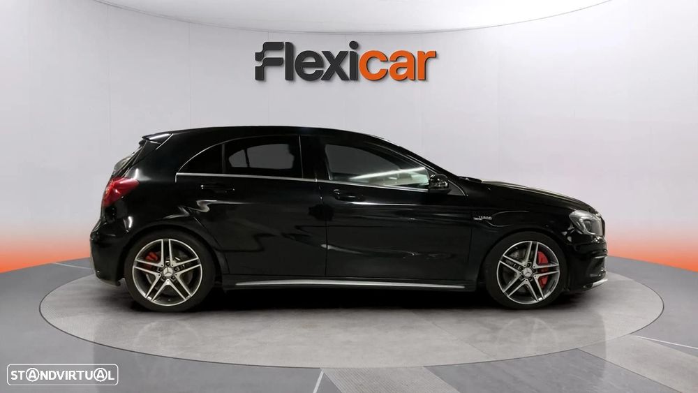 Mercedes-Benz A 45 AMG 4-Matic - 3