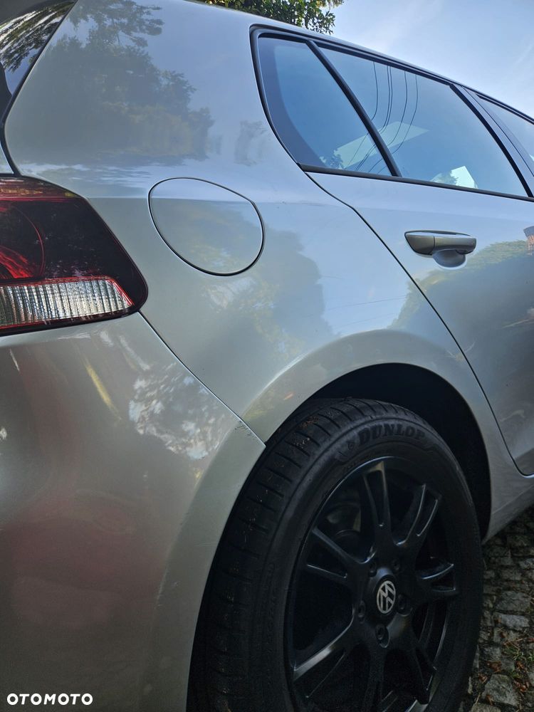 Volkswagen Golf 2.0 TDI DPF DSG Highline - 17
