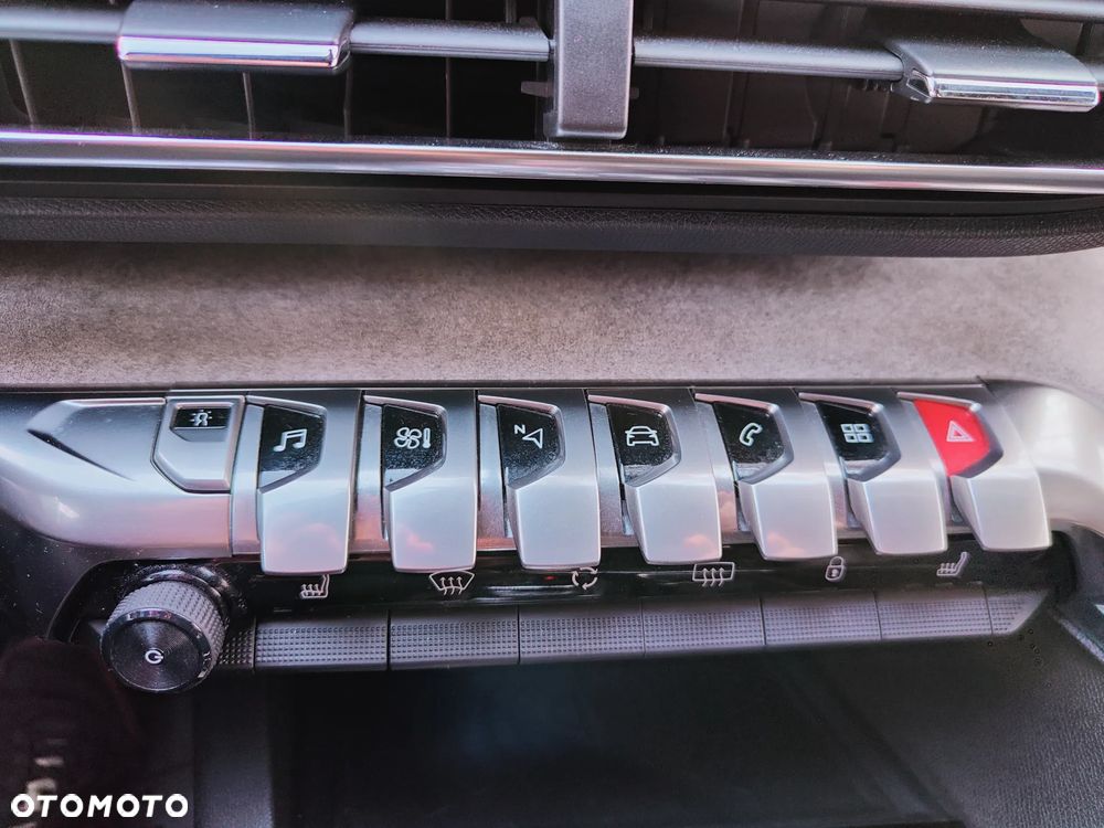 Peugeot 5008 2.0 BlueHDI GT S&S EAT6 - 17